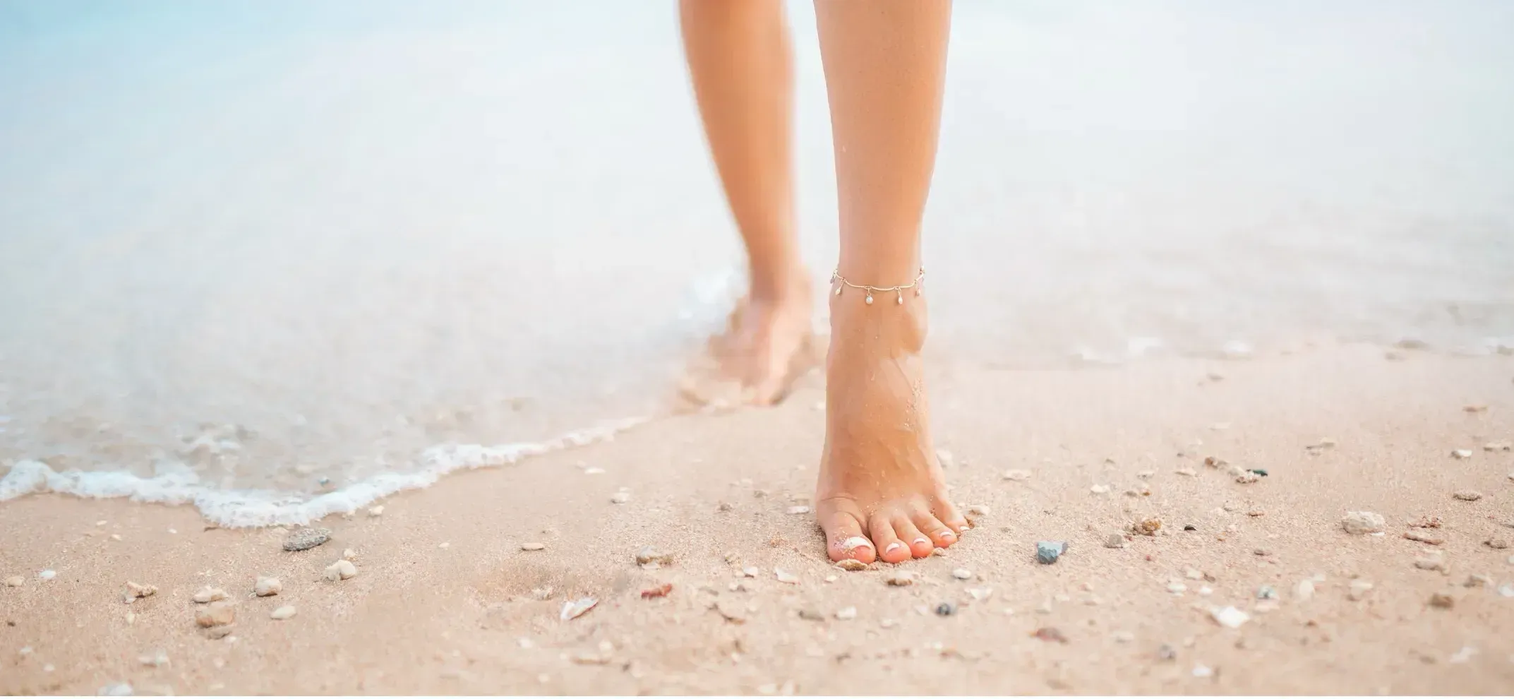 Gold vs. Silver Anklets: Which One Is Right for You?